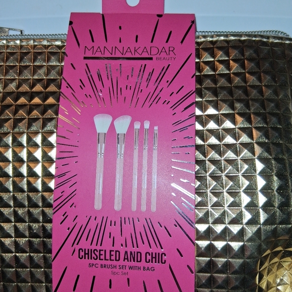 Manna Kadar Chiseled & Chic Brush Set with Gold Bag and Free Lotion NWT - Picture 4 of 5